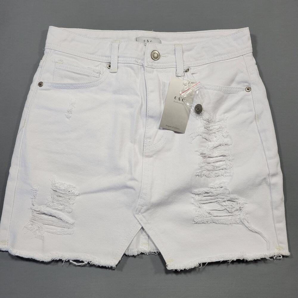 O&O Denimwear White Jean Mini Skirt NEW $30 Grunge Y2K Distressed Rips Women's S